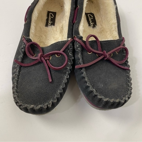 Clarks leather suede moccasin slippers house shoes - Picture 2 of 5